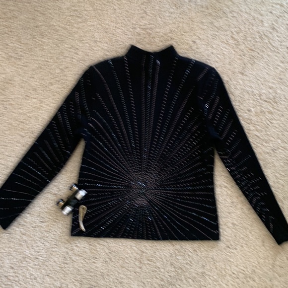 St John Evening Top - Picture 5 of 10